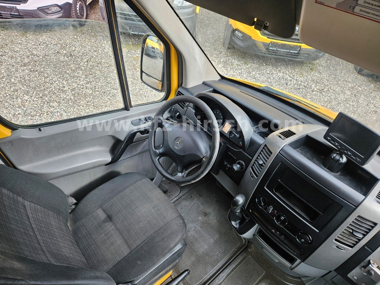 Pasažieru furgons Mercedes-Benz Sprinter Koffer Integralkoffer Transporter Maxi: foto 7 Pasažieru furgons Mercedes-Benz Sprinter Koffer Integralkoffer Transporter Maxi: foto 7