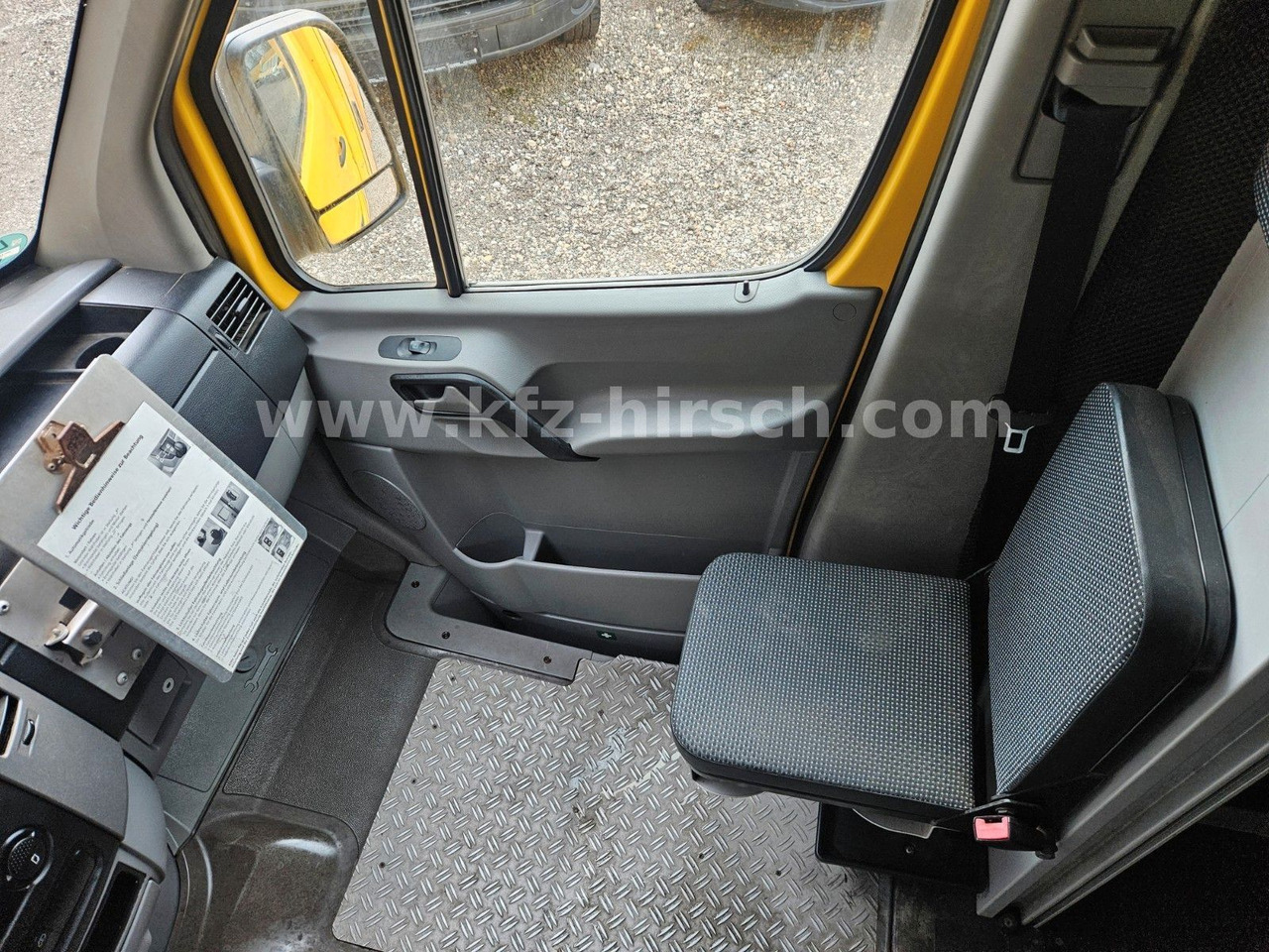 Pasažieru furgons Mercedes-Benz Sprinter Koffer Integralkoffer Transporter Maxi: foto 8 Pasažieru furgons Mercedes-Benz Sprinter Koffer Integralkoffer Transporter Maxi: foto 8