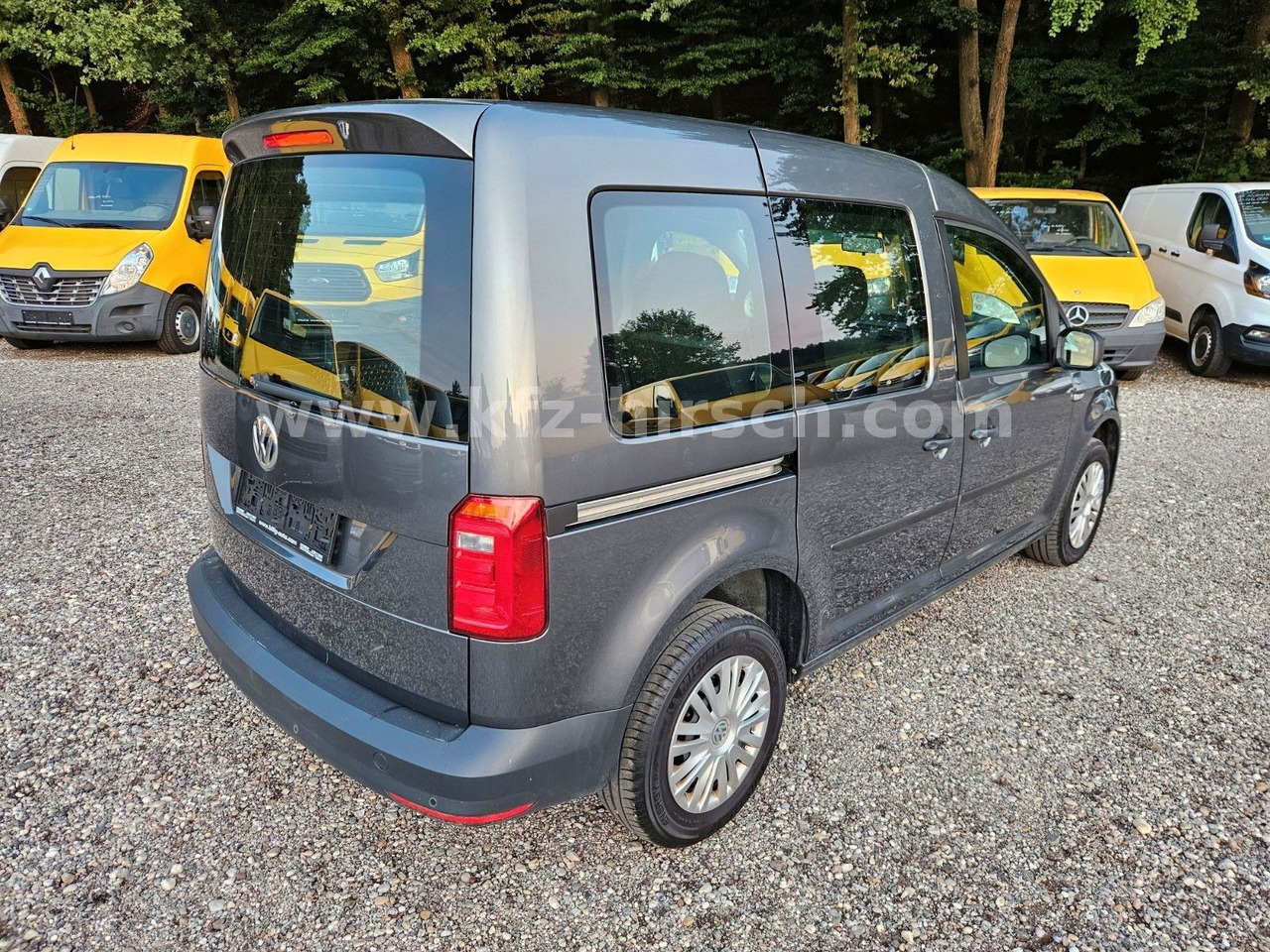 Volkswagen Caddy Temp*Sitzhzg*Navi*Blueth*2xSchiebetüre*1Hd - Pasažieru furgons: foto 4 Volkswagen Caddy Temp*Sitzhzg*Navi*Blueth*2xSchiebetüre*1Hd - Pasažieru furgons: foto 4