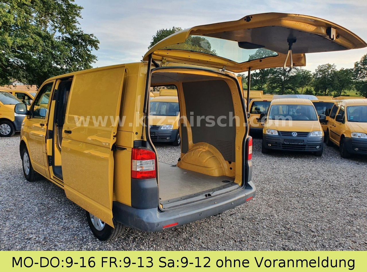 Volkswagen T5 Transporter 2.0TDI EU5*2xSchiebetüre*1.Hand* - Vieglā automašīna: foto 4 Volkswagen T5 Transporter 2.0TDI EU5*2xSchiebetüre*1.Hand* - Vieglā automašīna: foto 4