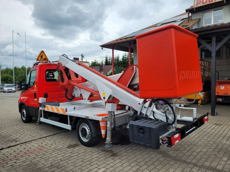 Iveco Daily 35S11 podnośnik koszowy 20 m Multitel MX200 bucket truck boom lift - Autopacēlājs: foto 5 Iveco Daily 35S11 podnośnik koszowy 20 m Multitel MX200 bucket truck boom lift - Autopacēlājs: foto 5