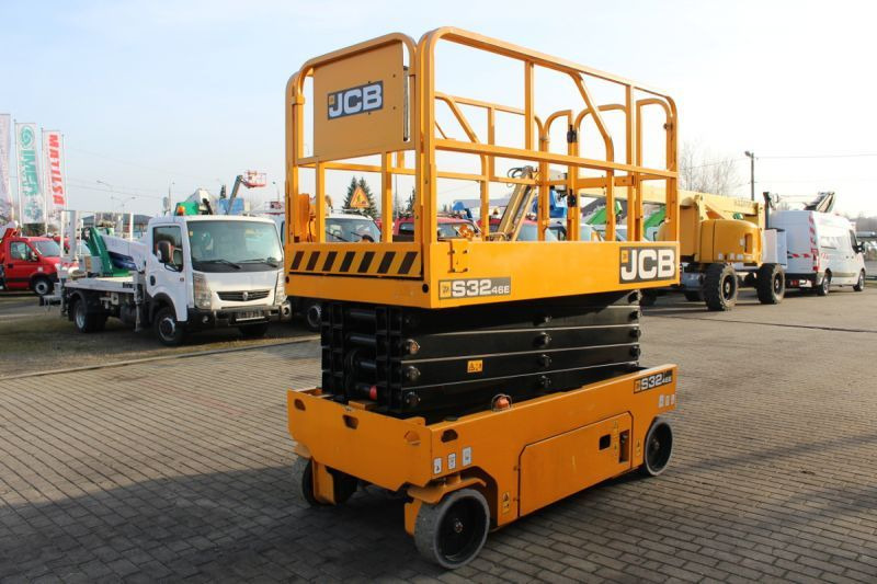 JCB podnośnik nożycowy elektryczny 12 m JCB S3246E electric scissor lift - Šķērveida pacēlājs: foto 4 JCB podnośnik nożycowy elektryczny 12 m JCB S3246E electric scissor lift - Šķērveida pacēlājs: foto 4