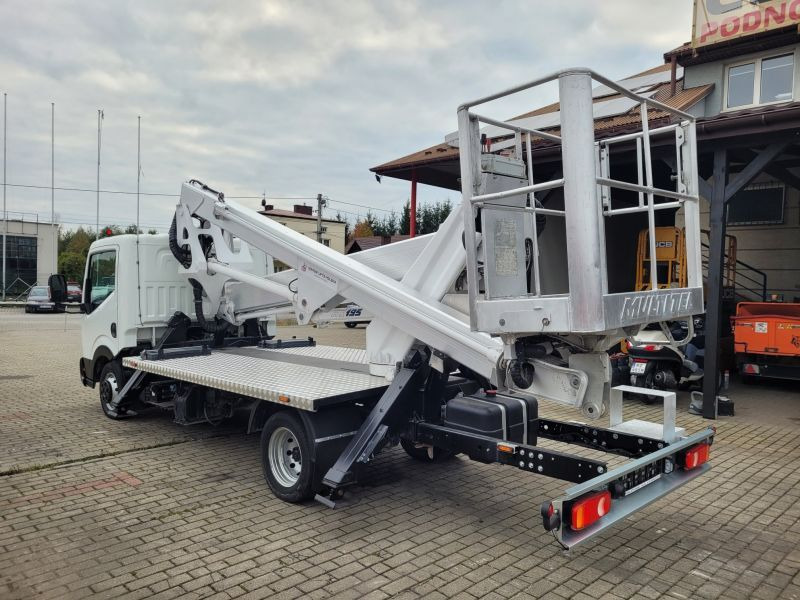 Nissan Cabstar NT400 podnośnik koszowy 20 m Multitel HX195 bucket truck boom lift - Autopacēlājs: foto 5 Nissan Cabstar NT400 podnośnik koszowy 20 m Multitel HX195 bucket truck boom lift - Autopacēlājs: foto 5