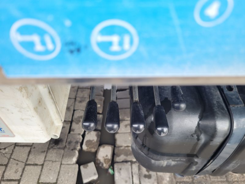 Autopacēlājs Nissan Nissan Cabstar NT400 podnośnik koszowy 17 m Comet 17/2/7 (8,5) HQ: foto 14 Autopacēlājs Nissan Nissan Cabstar NT400 podnośnik koszowy 17 m Comet 17/2/7 (8,5) HQ: foto 14