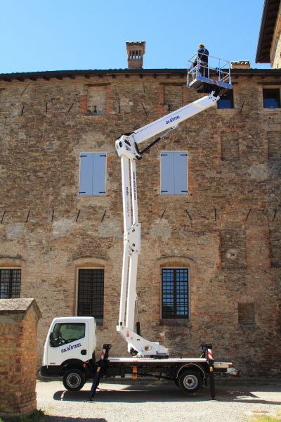 Oil&Steel Snake 2010 Plus 20 m zamontowany na Nissan Cabstar - Autopacēlājs: foto 4 Oil&Steel Snake 2010 Plus 20 m zamontowany na Nissan Cabstar - Autopacēlājs: foto 4