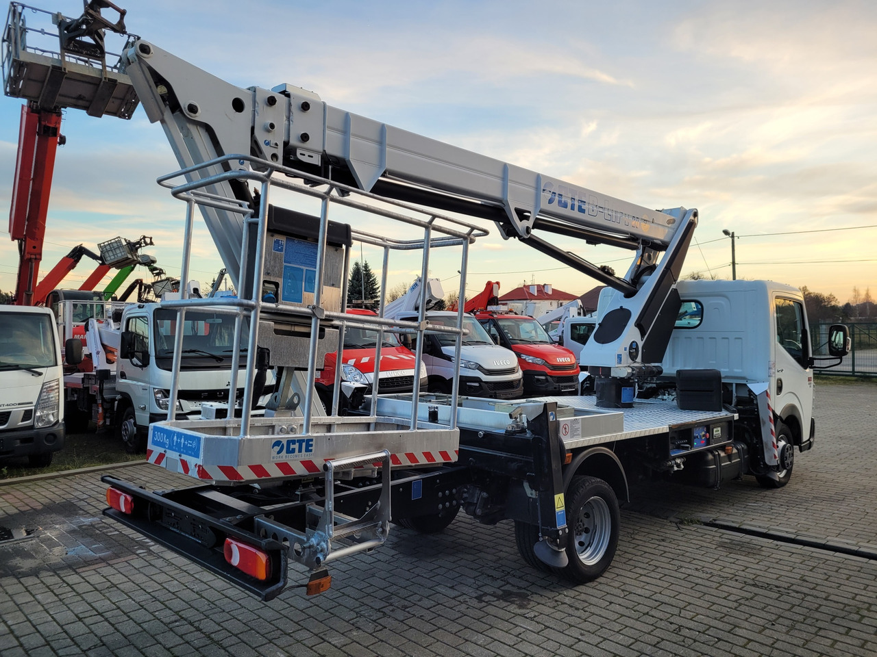 Renault Maxity podnośnik koszowy zwyżka 20 m CTE B-lift 20 JHV - Autopacēlājs: foto 4 Renault Maxity podnośnik koszowy zwyżka 20 m CTE B-lift 20 JHV - Autopacēlājs: foto 4