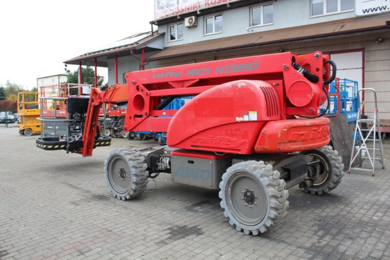 Podnośnik koszowy przegubowo teleskopowy 21 m Niftylift HR21 HYBRID - Izlices pacēlājs: foto 4 Podnośnik koszowy przegubowo teleskopowy 21 m Niftylift HR21 HYBRID - Izlices pacēlājs: foto 4