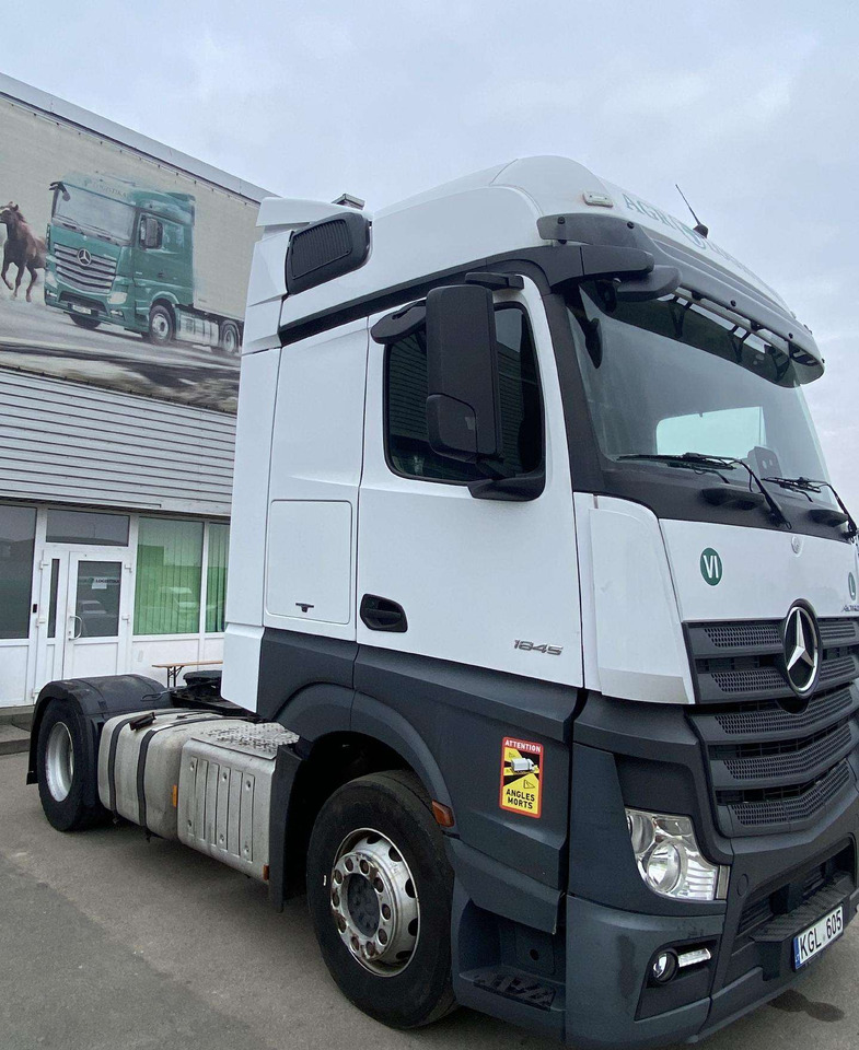 Mercedes-Benz ACTROS 1845 BIG SPACE - Vilcējs: foto 2 Mercedes-Benz ACTROS 1845 BIG SPACE - Vilcējs: foto 2