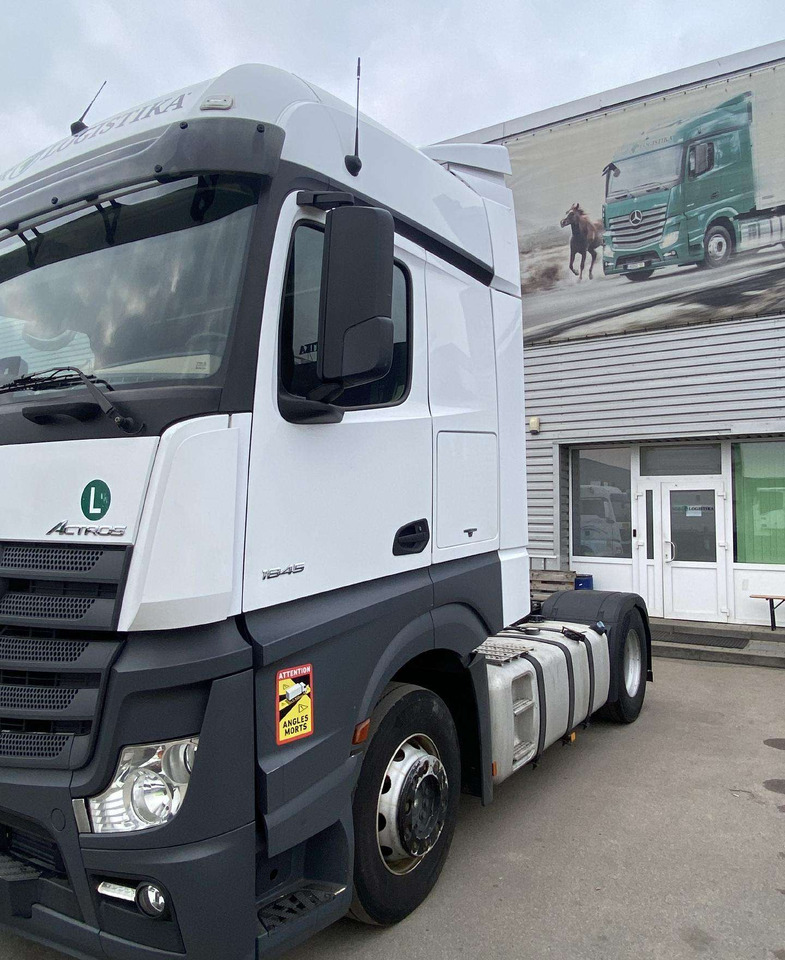 Mercedes-Benz ACTROS 1845 BIG SPACE - Vilcējs: foto 3 Mercedes-Benz ACTROS 1845 BIG SPACE - Vilcējs: foto 3