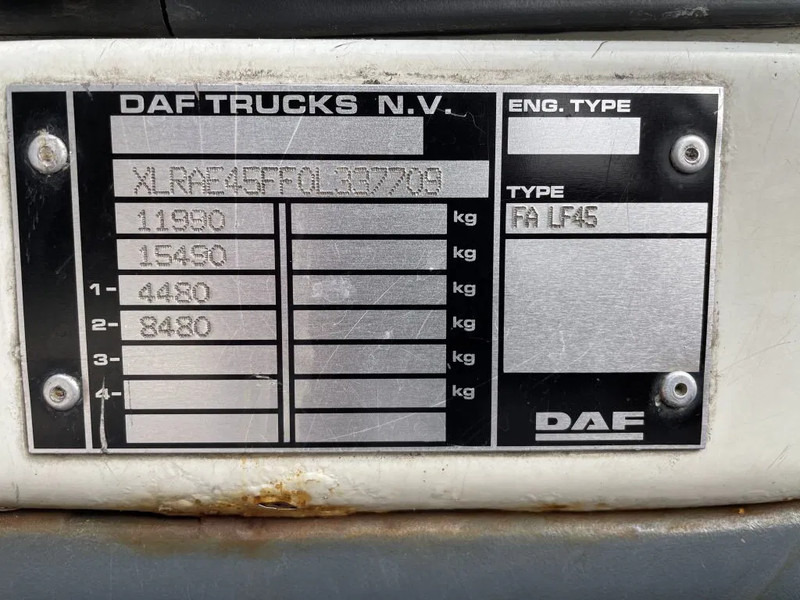Kravas automašīna ar slēgto virsbūvi DAF LF 45 / HOLLAND TRUCK / DHOLLANDIA LAADKLEP / APK - TUV MAART 2024 /: foto 8