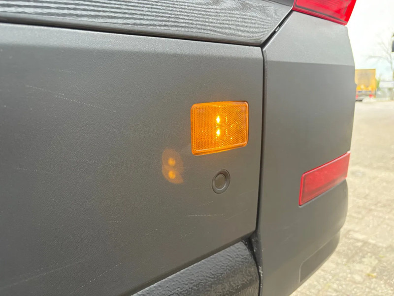 MAN TGE 3.180 / AUTOMAAT / BPM VRIJ / LAGE KM 28.000 / - Kravas mikroautobuss: foto 4 MAN TGE 3.180 / AUTOMAAT / BPM VRIJ / LAGE KM 28.000 / - Kravas mikroautobuss: foto 4