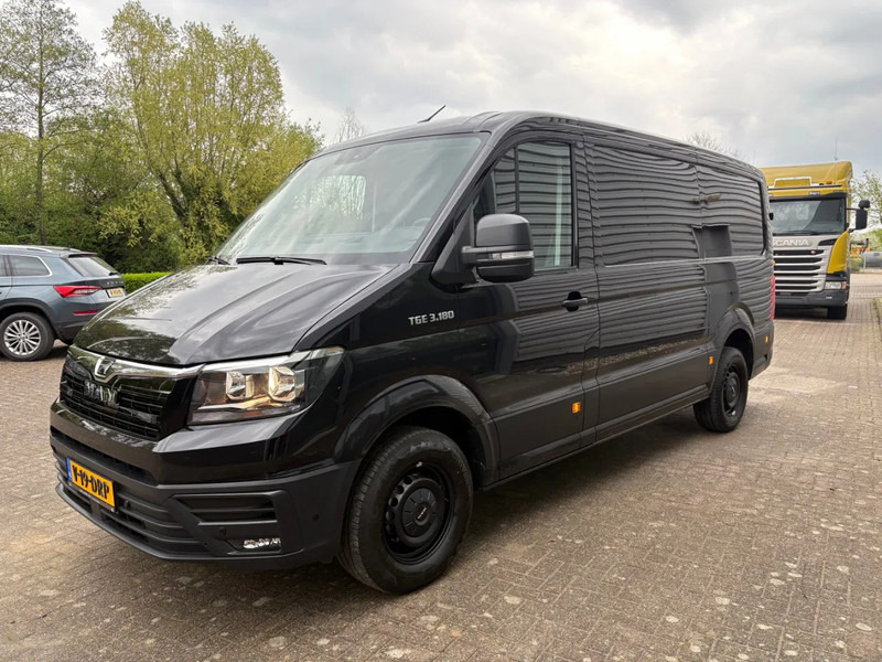 MAN TGE 3.180 / AUTOMAAT / BPM VRIJ / LAGE KM 28.000 / - Kravas mikroautobuss: foto 2 MAN TGE 3.180 / AUTOMAAT / BPM VRIJ / LAGE KM 28.000 / - Kravas mikroautobuss: foto 2