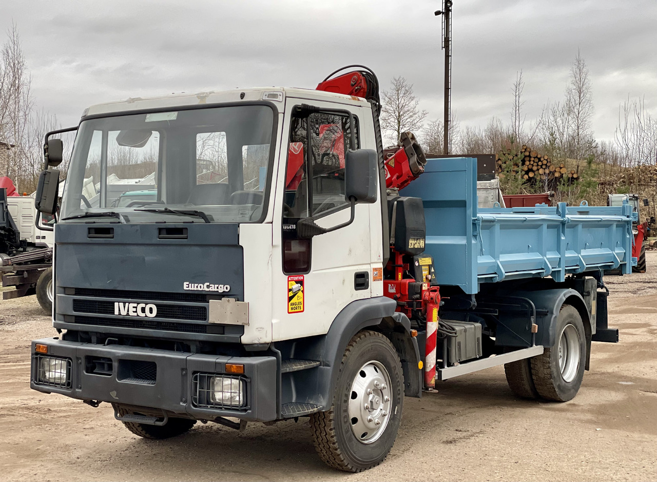 IVECO EUROCARGO - Kravas auto ar manipulatoru: foto 5 IVECO EUROCARGO - Kravas auto ar manipulatoru: foto 5