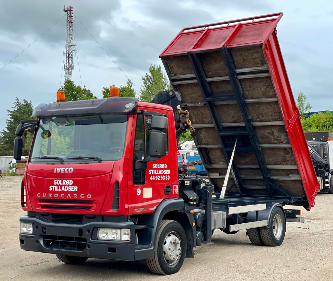 IVECO EUROCARGO - Kravas auto ar manipulatoru: foto 1 IVECO EUROCARGO - Kravas auto ar manipulatoru: foto 1