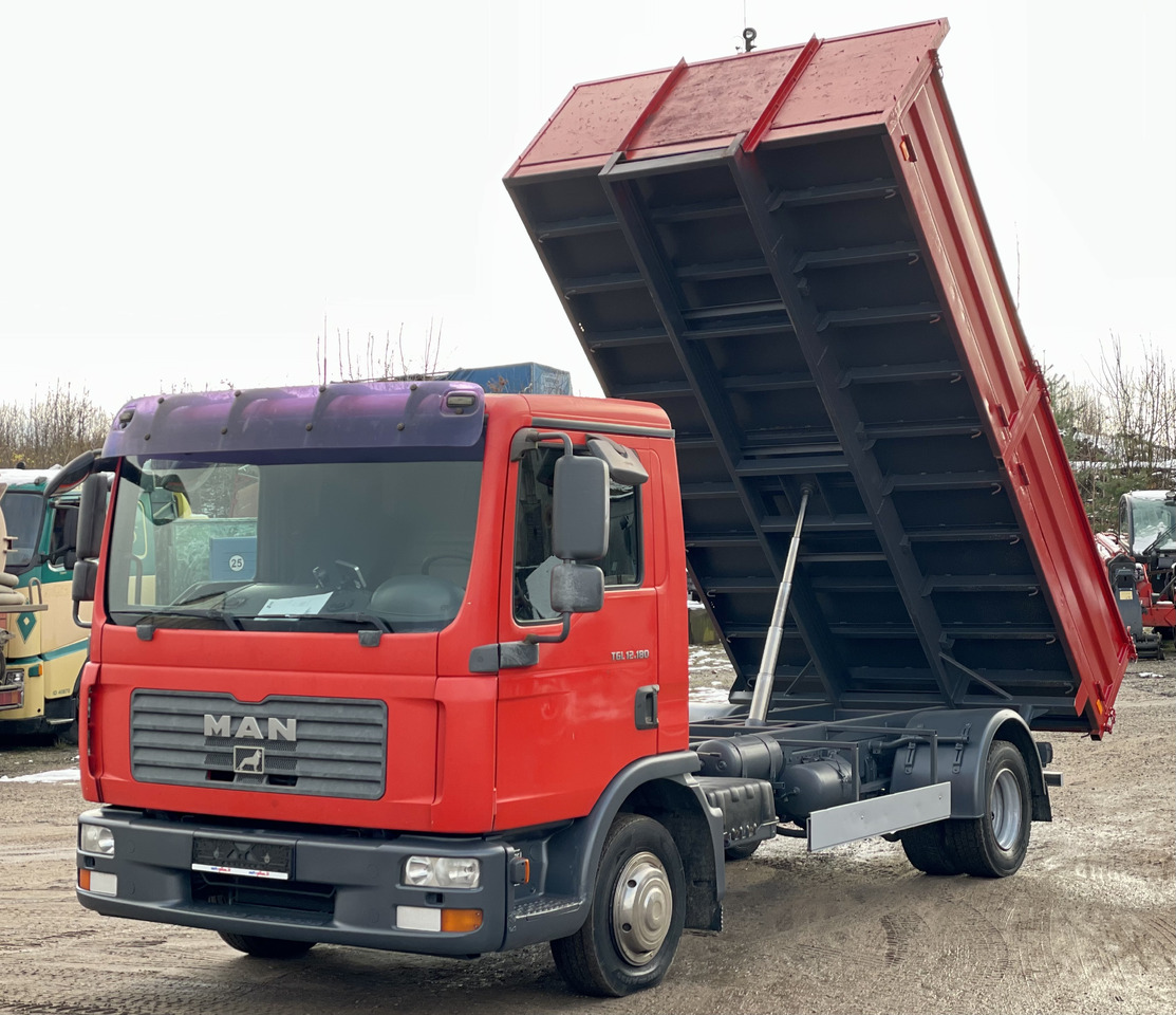 MAN TGL - Kravas automašīna pašizgāzējs: foto 1 MAN TGL - Kravas automašīna pašizgāzējs: foto 1