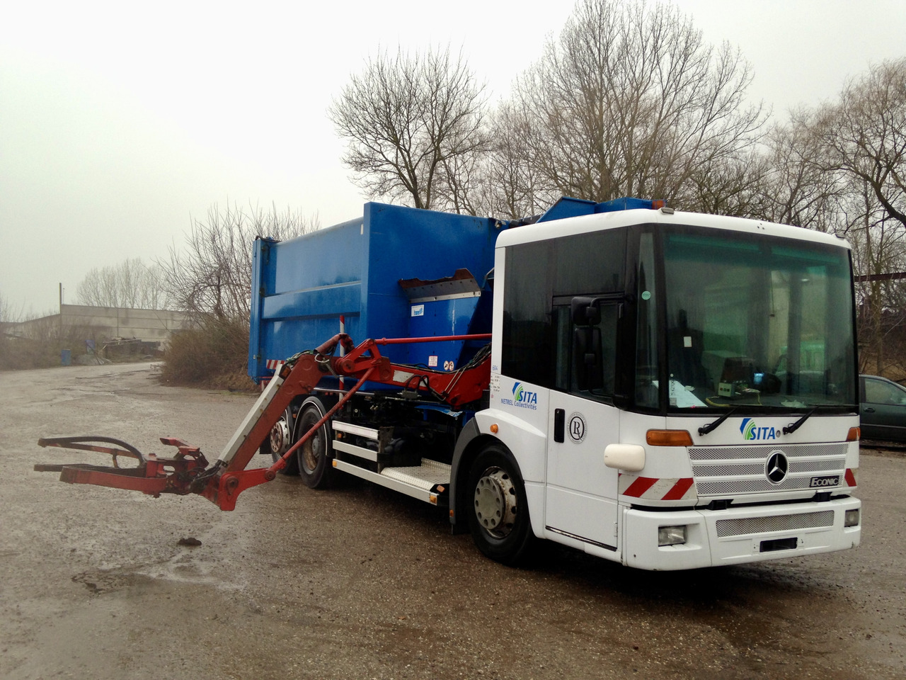 MERCEDES-BENZ ECONIC - Atkritumu vedējs: foto 2 MERCEDES-BENZ ECONIC - Atkritumu vedējs: foto 2