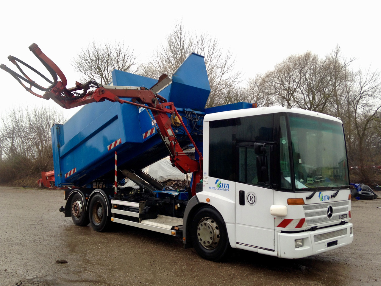 MERCEDES-BENZ ECONIC - Atkritumu vedējs: foto 1 MERCEDES-BENZ ECONIC - Atkritumu vedējs: foto 1