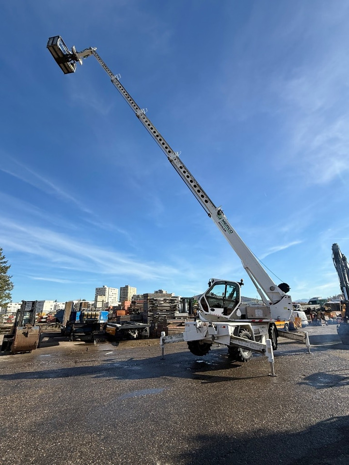 Merlo Roto 40.25 MCSS - Teleskopiskais iekrāvējs: foto 1 Merlo Roto 40.25 MCSS - Teleskopiskais iekrāvējs: foto 1