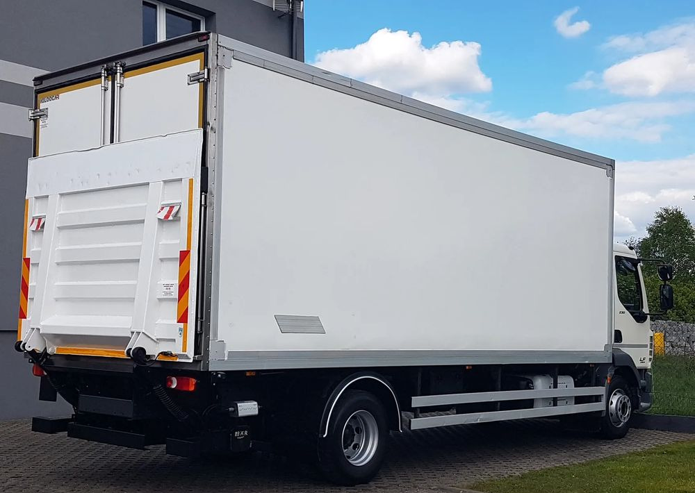 DAF 16T LF 230 WINDA CHŁODNIA 16EP 6,60x2,48x2,39 KLIMA IZOTERMA MROŹNIA - Kravas automašīna refrižerators: foto 4 DAF 16T LF 230 WINDA CHŁODNIA 16EP 6,60x2,48x2,39 KLIMA IZOTERMA MROŹNIA - Kravas automašīna refrižerators: foto 4