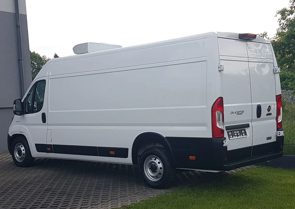 Fiat DUCATO L4H2 CHŁODNIA AGREGAT IZOTERMA MAX DŁUGI WYSOKI ZANOTTI Z250S-D FUNKCJA GRZANIA KLIMA - Komercauto refrižerators: foto 3 Fiat DUCATO L4H2 CHŁODNIA AGREGAT IZOTERMA MAX DŁUGI WYSOKI ZANOTTI Z250S-D FUNKCJA GRZANIA KLIMA - Komercauto refrižerators: foto 3