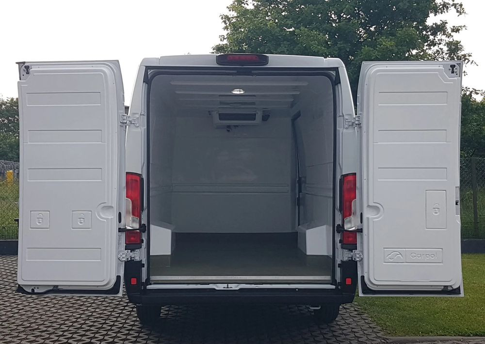 Fiat DUCATO L4H2 CHŁODNIA AGREGAT IZOTERMA MAX DŁUGI WYSOKI ZANOTTI Z250S-D FUNKCJA GRZANIA KLIMA - Komercauto refrižerators: foto 5 Fiat DUCATO L4H2 CHŁODNIA AGREGAT IZOTERMA MAX DŁUGI WYSOKI ZANOTTI Z250S-D FUNKCJA GRZANIA KLIMA - Komercauto refrižerators: foto 5