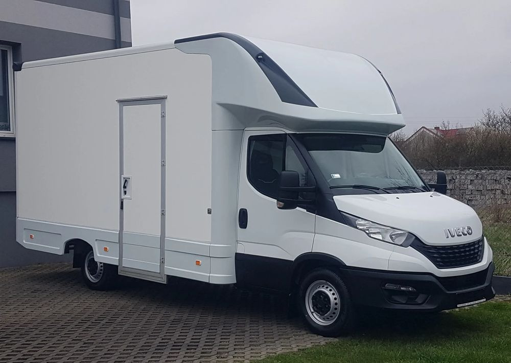 Iveco DAILY KONTENER NISKOPODŁOGOWY 4,43x2,23x2,42 SKLEP BAR FOODTRUCK KAMPER KLIMA - Furgons ar slēgtā virsbūve: foto 1 Iveco DAILY KONTENER NISKOPODŁOGOWY 4,43x2,23x2,42 SKLEP BAR FOODTRUCK KAMPER KLIMA - Furgons ar slēgtā virsbūve: foto 1