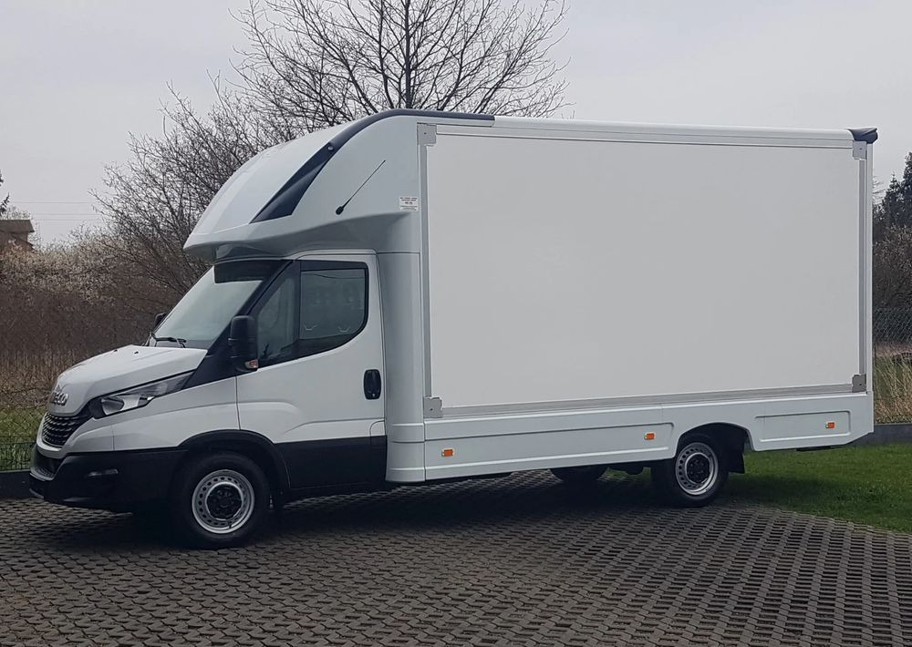 Iveco DAILY KONTENER NISKOPODŁOGOWY 4,43x2,23x2,42 SKLEP BAR FOODTRUCK KAMPER KLIMA - Furgons ar slēgtā virsbūve: foto 2 Iveco DAILY KONTENER NISKOPODŁOGOWY 4,43x2,23x2,42 SKLEP BAR FOODTRUCK KAMPER KLIMA - Furgons ar slēgtā virsbūve: foto 2