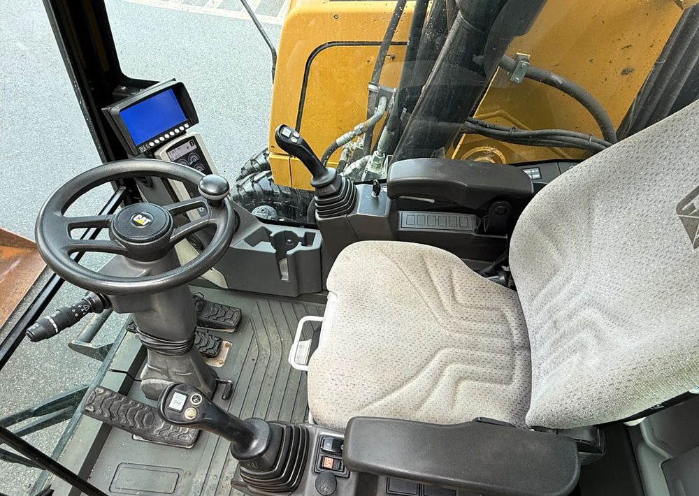 Riteņu ekskavators Caterpillar CAT 318 F * Powertilt * Sprowadzony* 9700 MTG * Caterpillar * Stan Perfekcyjny: foto 14