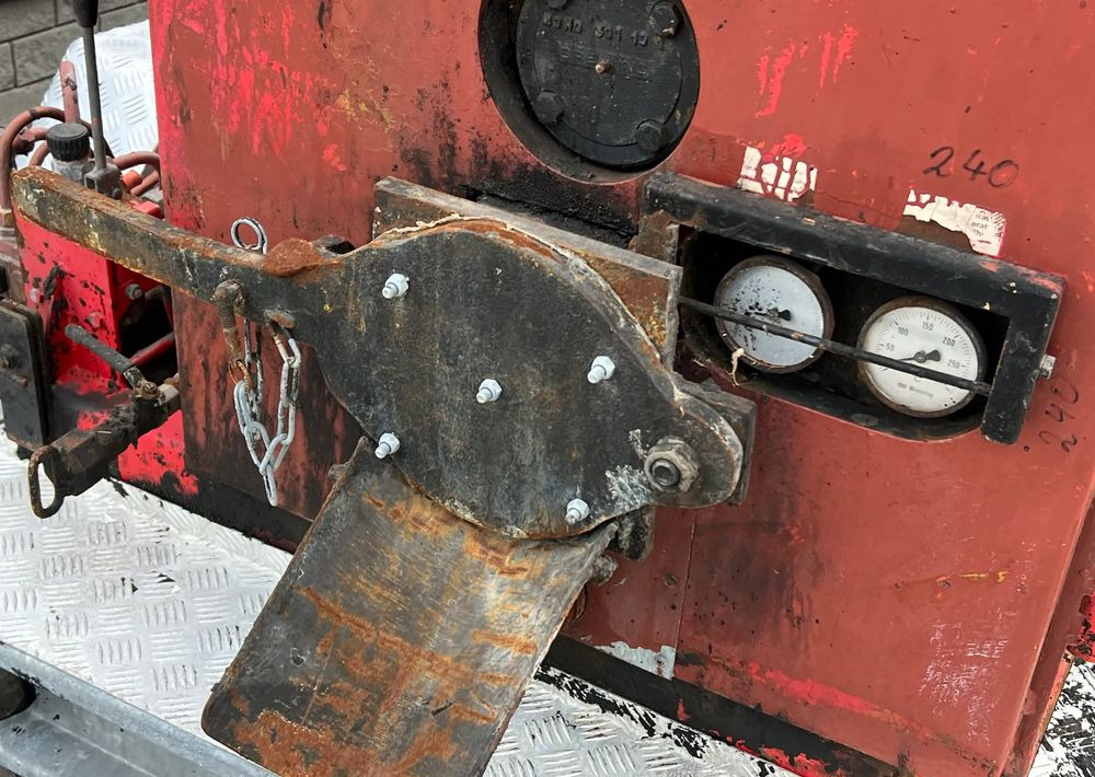 Caterpillar Remonter Drogowy Recykler Samojezdny BREINING Sprowadzony Bardzo Dobry Stan - Veltnis: foto 5 Caterpillar Remonter Drogowy Recykler Samojezdny BREINING Sprowadzony Bardzo Dobry Stan - Veltnis: foto 5