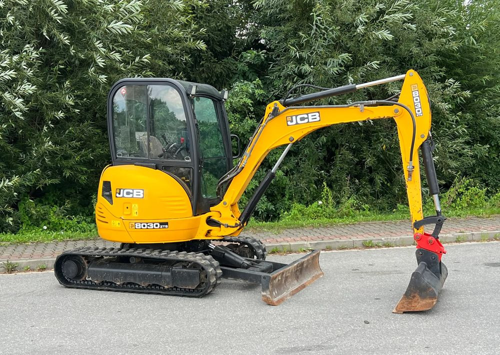 JCB * JCB 8030 *Sprowadzona* MINIKOPARKA Stan IDEALNY - Mini-ekskavators: foto 2 JCB * JCB 8030 *Sprowadzona* MINIKOPARKA Stan IDEALNY - Mini-ekskavators: foto 2