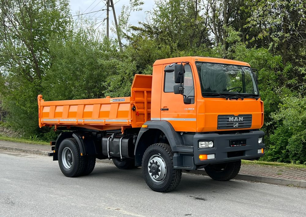 MAN * LE 280 B * MAN * 4x4 * Kiper Wywrotka x3 * Meiller * Sprowadzony * Stan Perfekcyjny * - Kravas automašīna pašizgāzējs: foto 2 MAN * LE 280 B * MAN * 4x4 * Kiper Wywrotka x3 * Meiller * Sprowadzony * Stan Perfekcyjny * - Kravas automašīna pašizgāzējs: foto 2