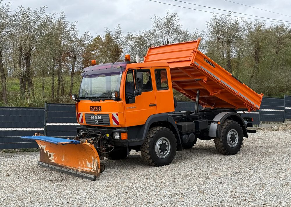MAN * MAN 10-220 * Pług * Kiper Wywrotka Meiller * 4x4 * Zimowe Utrzymanie * Unimog * - Kravas automašīna pašizgāzējs: foto 1 MAN * MAN 10-220 * Pług * Kiper Wywrotka Meiller * 4x4 * Zimowe Utrzymanie * Unimog * - Kravas automašīna pašizgāzējs: foto 1