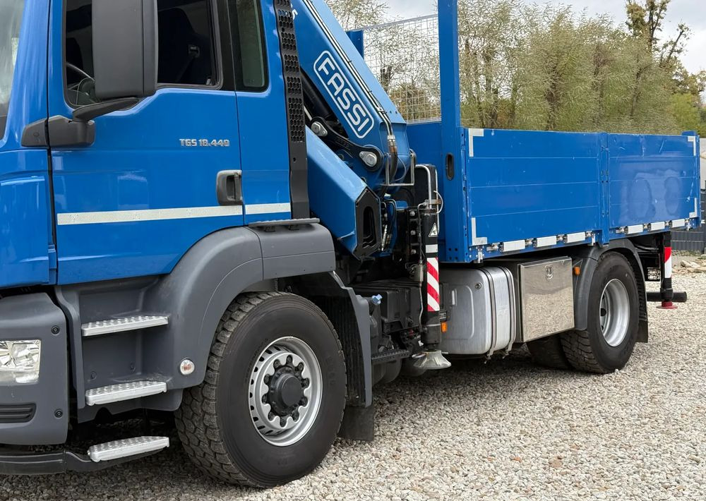 MAN * MAN 18.440 TGS * 4x4 * HDS Fassi F215 * Sprowadzony * 95 000 KM ! * Stan Jak Nowy - Bortu kravas automašīna/ Platforma, Kravas auto ar manipulatoru: foto 5 MAN * MAN 18.440 TGS * 4x4 * HDS Fassi F215 * Sprowadzony * 95 000 KM ! * Stan Jak Nowy - Bortu kravas automašīna/ Platforma, Kravas auto ar manipulatoru: foto 5