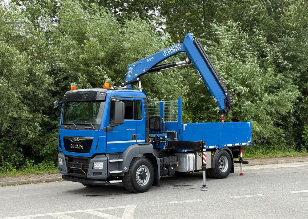 MAN * MAN 18.440 TGS * 4x4 * HDS Fassi F215 * Sprowadzony * 95 000 KM ! * Stan Jak Nowy - Bortu kravas automašīna/ Platforma, Kravas auto ar manipulatoru: foto 1 MAN * MAN 18.440 TGS * 4x4 * HDS Fassi F215 * Sprowadzony * 95 000 KM ! * Stan Jak Nowy - Bortu kravas automašīna/ Platforma, Kravas auto ar manipulatoru: foto 1