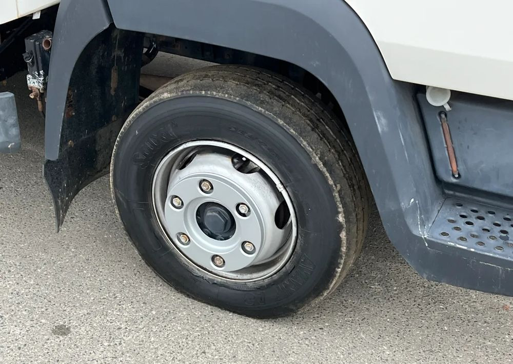 MAN MAN 8-180 KONTENER WINDA ZAŁADOWCZA - Kravas automašīna ar slēgto virsbūvi: foto 5 MAN MAN 8-180 KONTENER WINDA ZAŁADOWCZA - Kravas automašīna ar slēgto virsbūvi: foto 5