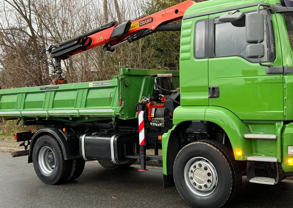 MAN * MAN TGA 18-360 * Kiper Wywrotka * 4x2 * Kran Palfinger PK 9501 Sprowadzony - Kravas automašīna pašizgāzējs: foto 5 MAN * MAN TGA 18-360 * Kiper Wywrotka * 4x2 * Kran Palfinger PK 9501 Sprowadzony - Kravas automašīna pašizgāzējs: foto 5