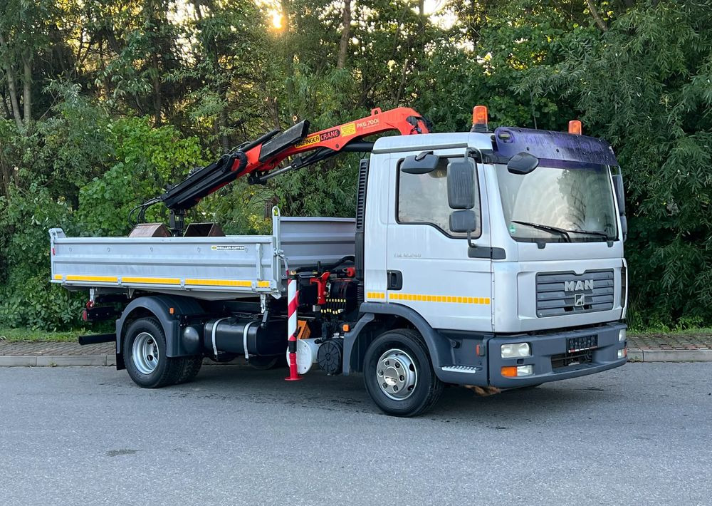 MAN MAN TGL 12-240 Kiper Wywrotka 4x2 Kran PALFINGER PK 12500 BARDZO DOBRY STAN - Kravas automašīna pašizgāzējs: foto 2 MAN MAN TGL 12-240 Kiper Wywrotka 4x2 Kran PALFINGER PK 12500 BARDZO DOBRY STAN - Kravas automašīna pašizgāzējs: foto 2
