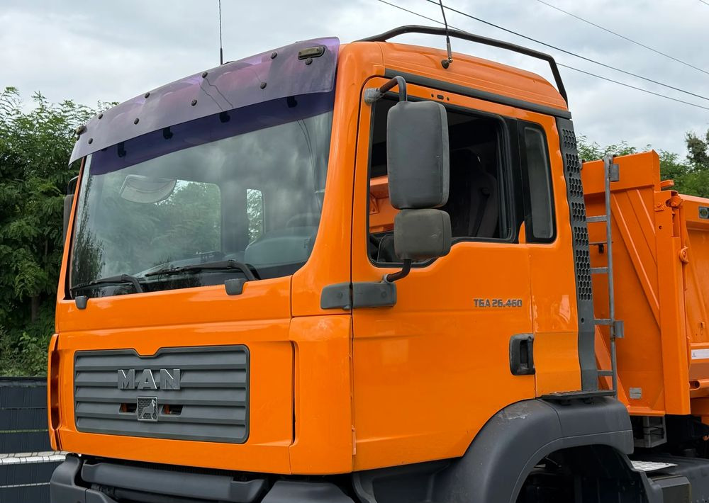 MAN * TGA 26.460 MAN * Kiper / Wywrotka * 6x4 * Bordmatik * Bardzo Dobry Stan - Kravas automašīna pašizgāzējs: foto 4 MAN * TGA 26.460 MAN * Kiper / Wywrotka * 6x4 * Bordmatik * Bardzo Dobry Stan - Kravas automašīna pašizgāzējs: foto 4