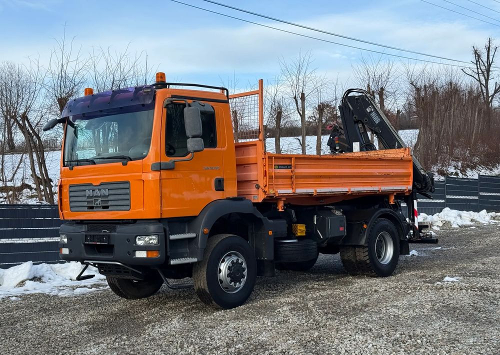 MAN * TGM 18-330 MAN 4x4 HDS Hiab 122 * Kiper Wywrotka * Bardzo Dobry Stan - Kravas automašīna pašizgāzējs: foto 2 MAN * TGM 18-330 MAN 4x4 HDS Hiab 122 * Kiper Wywrotka * Bardzo Dobry Stan - Kravas automašīna pašizgāzējs: foto 2