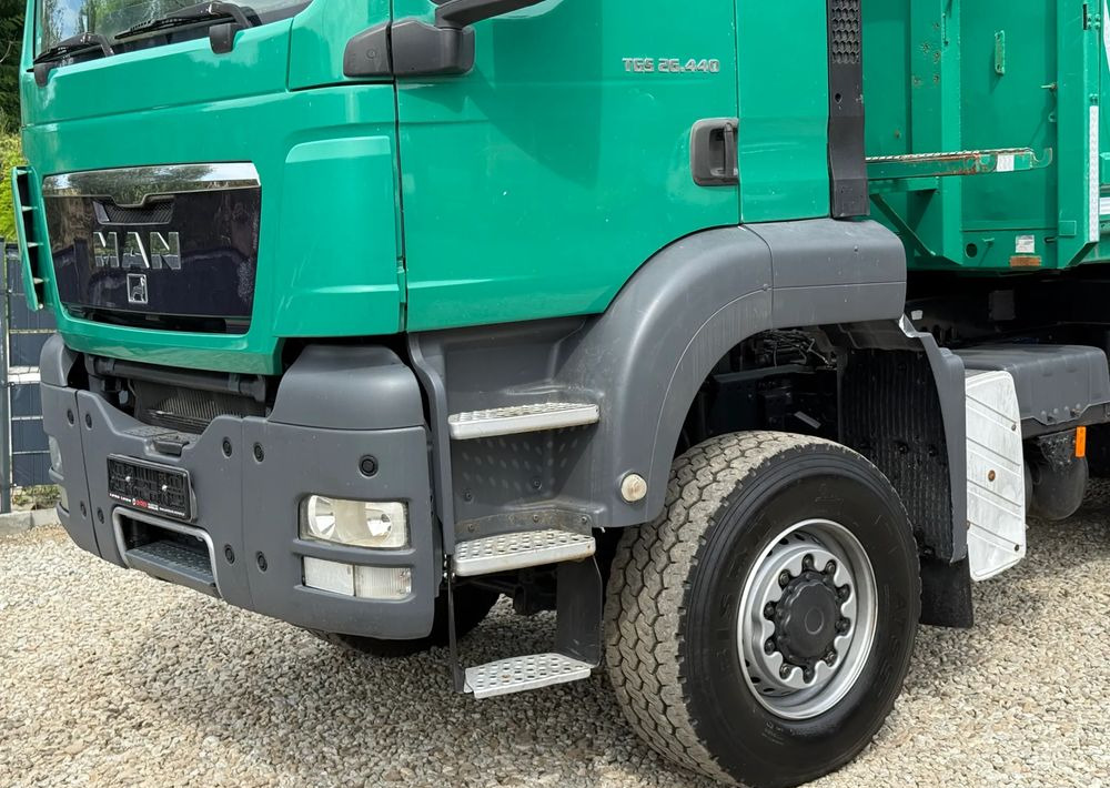 MAN * TGS 26.440 MAN * Kiper / Wywrotka * 6x6 * Sprowadzona * Tandem Kiper Zestaw * Bordmatik * Stan Perfekcyjny - Kravas automašīna pašizgāzējs: foto 5 MAN * TGS 26.440 MAN * Kiper / Wywrotka * 6x6 * Sprowadzona * Tandem Kiper Zestaw * Bordmatik * Stan Perfekcyjny - Kravas automašīna pašizgāzējs: foto 5