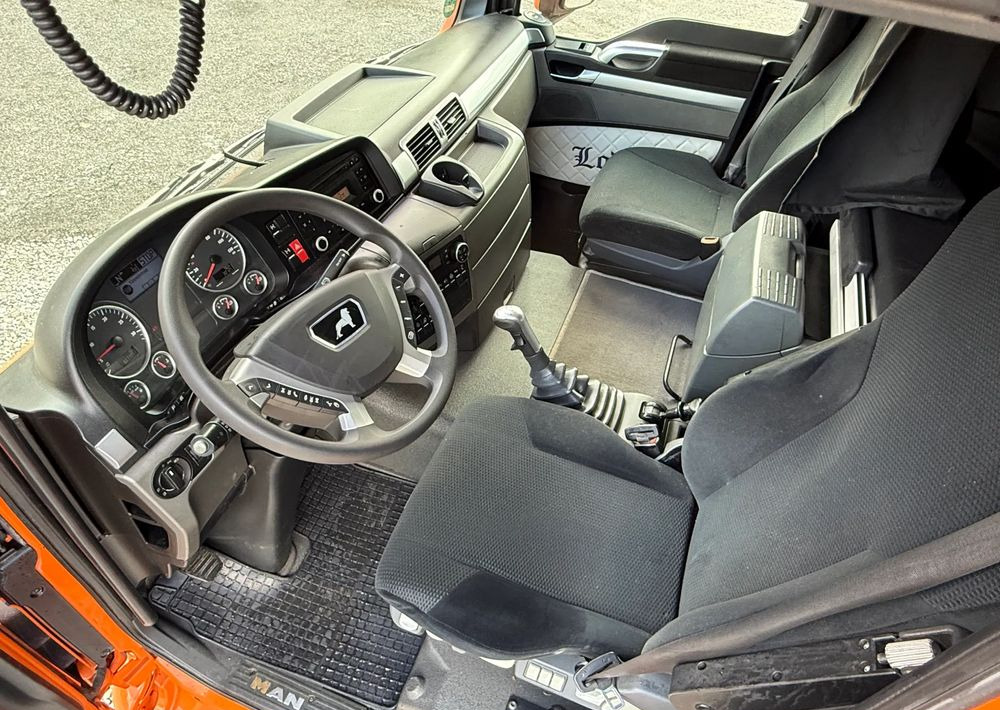 MAN * TGS 26.480 MAN * Kiper / Wywrotka * 6x4 * Sprowadzona * Bordmatik * Stan Perfekcyjny - Kravas automašīna pašizgāzējs: foto 5 MAN * TGS 26.480 MAN * Kiper / Wywrotka * 6x4 * Sprowadzona * Bordmatik * Stan Perfekcyjny - Kravas automašīna pašizgāzējs: foto 5