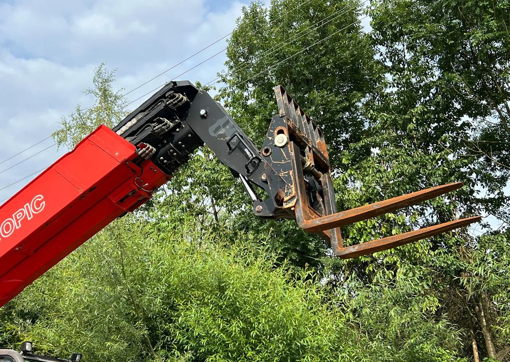 Manitou ŁADOWARKA TELESKOPOWA MANITOU MRT 2150 STAN IDEALNY - Teleskopiskais iekrāvējs: foto 3 Manitou ŁADOWARKA TELESKOPOWA MANITOU MRT 2150 STAN IDEALNY - Teleskopiskais iekrāvējs: foto 3