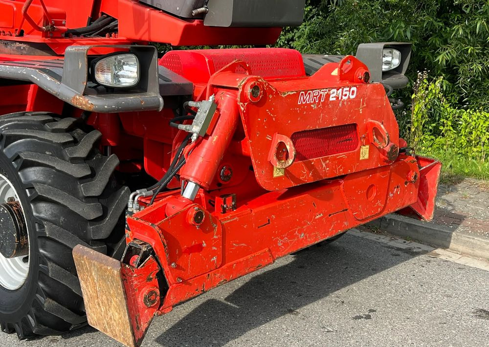 Teleskopiskais iekrāvējs Manitou ŁADOWARKA TELESKOPOWA MANITOU MRT 2150 STAN IDEALNY: foto 10