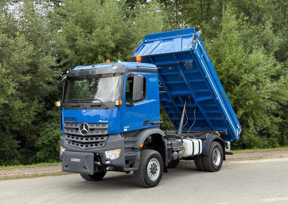Mercedes-Benz * Arocs * 4X4 * JAK NOWY * Wywrotka Kiper Meiller * Sprowadzony * 80.700 km Oryginalnie * Mercedes - Kravas automašīna pašizgāzējs: foto 1 Mercedes-Benz * Arocs * 4X4 * JAK NOWY * Wywrotka Kiper Meiller * Sprowadzony * 80.700 km Oryginalnie * Mercedes - Kravas automašīna pašizgāzējs: foto 1