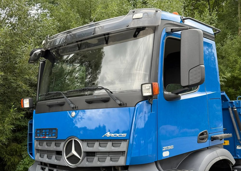 Mercedes-Benz * Arocs * 4X4 * JAK NOWY * Wywrotka Kiper Meiller * Sprowadzony * 80.700 km Oryginalnie * Mercedes - Kravas automašīna pašizgāzējs: foto 5 Mercedes-Benz * Arocs * 4X4 * JAK NOWY * Wywrotka Kiper Meiller * Sprowadzony * 80.700 km Oryginalnie * Mercedes - Kravas automašīna pašizgāzējs: foto 5