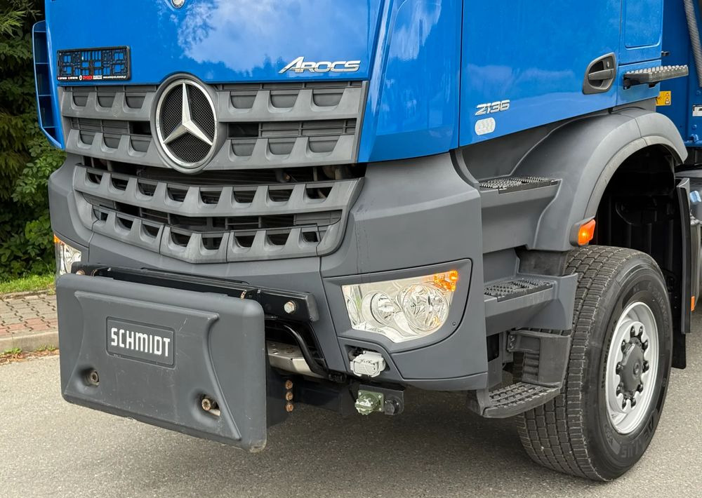 Mercedes-Benz * Arocs * 4X4 * JAK NOWY * Wywrotka Kiper Meiller * Sprowadzony * 80.700 km Oryginalnie * Mercedes - Kravas automašīna pašizgāzējs: foto 4 Mercedes-Benz * Arocs * 4X4 * JAK NOWY * Wywrotka Kiper Meiller * Sprowadzony * 80.700 km Oryginalnie * Mercedes - Kravas automašīna pašizgāzējs: foto 4