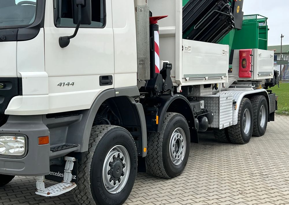 Mercedes-Benz * HDS Palfinger 150002 + FLY JIB PJ 170 * Mercedes Actros 8x6 * Dźwig * 40 TON * Wyciągarka * 35 Metrów * Kosz * - Kravas auto ar manipulatoru: foto 5 Mercedes-Benz * HDS Palfinger 150002 + FLY JIB PJ 170 * Mercedes Actros 8x6 * Dźwig * 40 TON * Wyciągarka * 35 Metrów * Kosz * - Kravas auto ar manipulatoru: foto 5