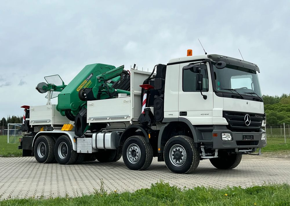 Mercedes-Benz * Mercedes 8x6 Actros 4144 * HDS Palfinger 150002 + FLY JIB PJ 170 * Dźwig * 40 TON * Wyciągarka * 35 Metrów * Kosz * - Kravas auto ar manipulatoru: foto 1 Mercedes-Benz * Mercedes 8x6 Actros 4144 * HDS Palfinger 150002 + FLY JIB PJ 170 * Dźwig * 40 TON * Wyciągarka * 35 Metrów * Kosz * - Kravas auto ar manipulatoru: foto 1