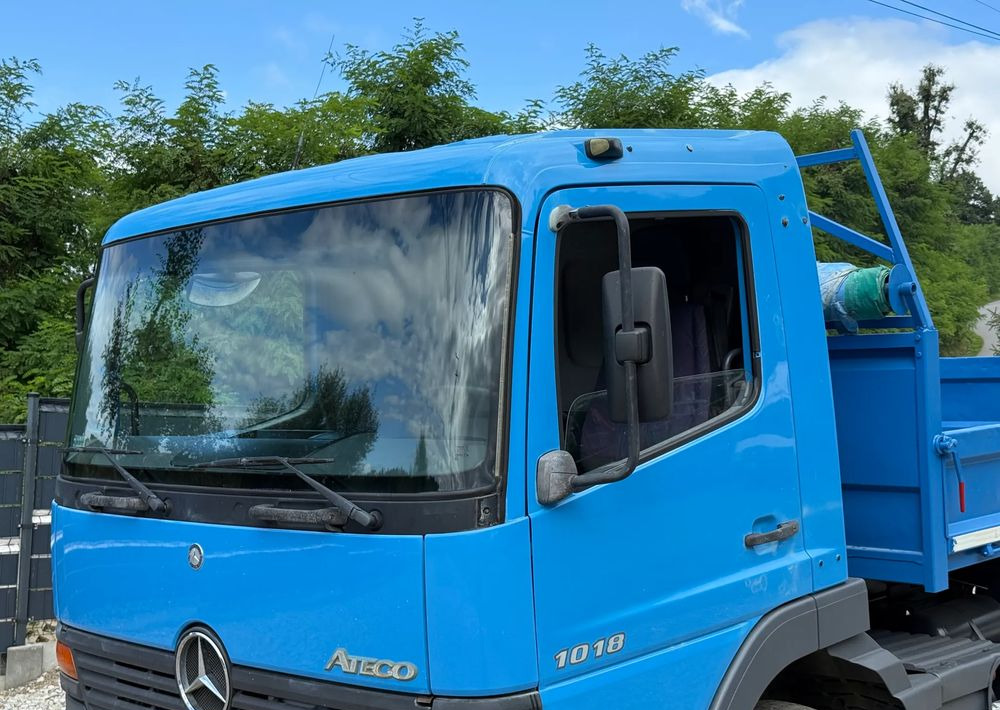 Mercedes-Benz * Mercedes Atego * Kiper Wywrotka * Bardzo Dobry Stan - Kravas automašīna pašizgāzējs: foto 4 Mercedes-Benz * Mercedes Atego * Kiper Wywrotka * Bardzo Dobry Stan - Kravas automašīna pašizgāzējs: foto 4
