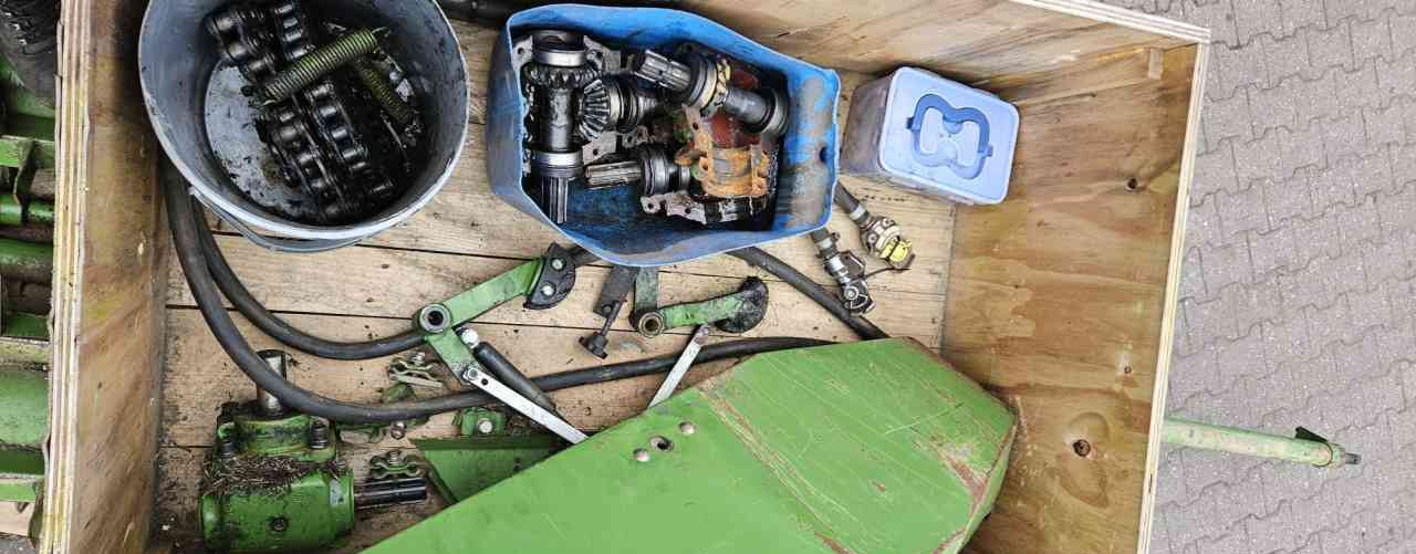 Bergmann Royal doseerwalsen, onderdelen, parts, diversen - Savācējpiekabe: foto 3 Bergmann Royal doseerwalsen, onderdelen, parts, diversen - Savācējpiekabe: foto 3